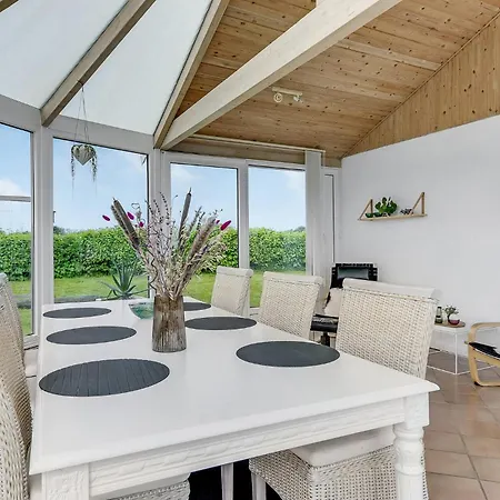 3 Bedroom In Nyaraló *