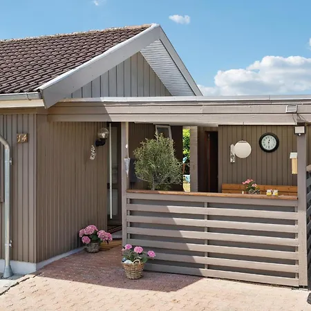 Σπίτι διακοπών 3 Bedroom In *